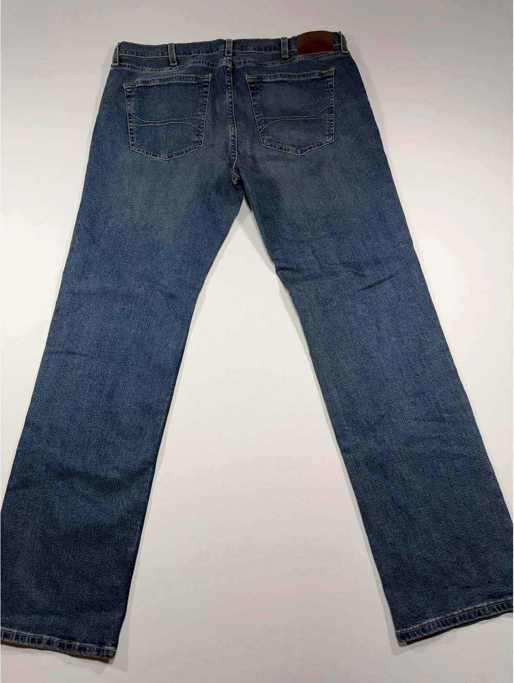 Hollister Mens Jeans 38x32 Straight Blue Medium Wash Denim Pants